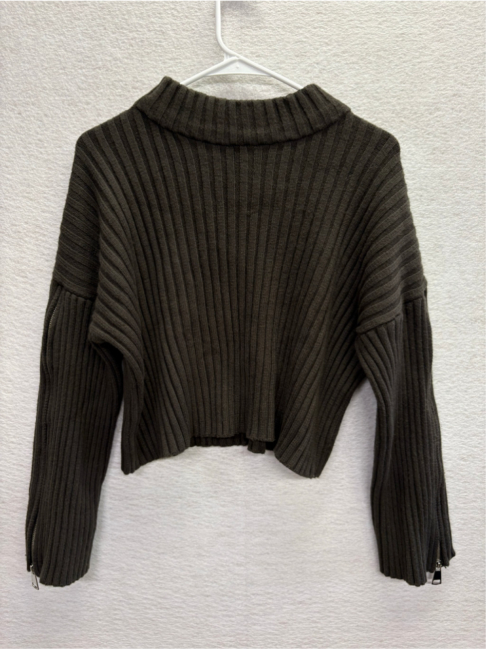 Zara Knit Cropped Mock Neck Ribbed Sweater Zip Sleeve Size M